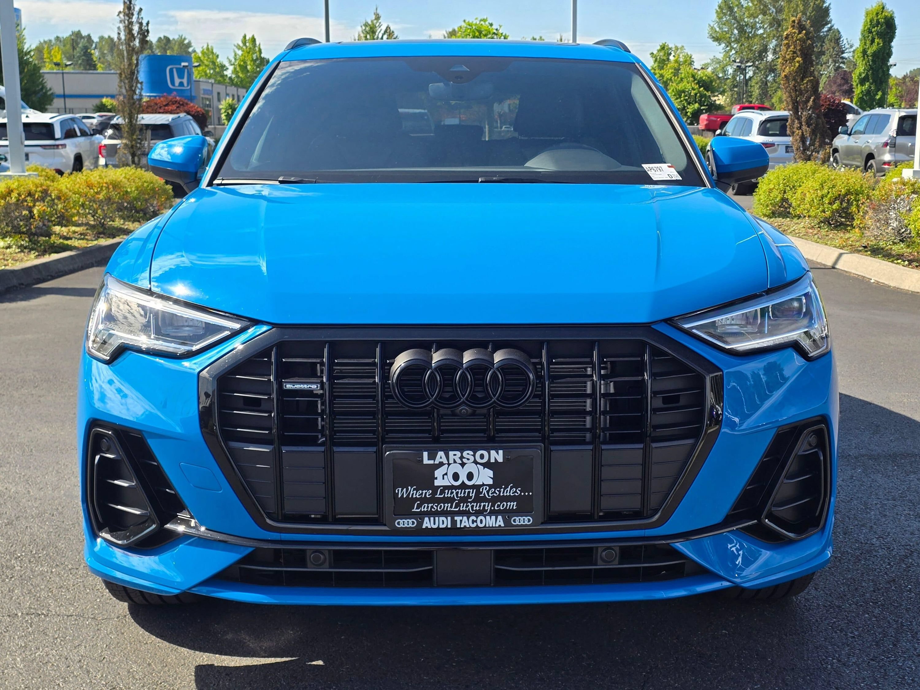 Used 2023 Audi Q3 2.0T Premium Plus w/ Premium Plus Package AWD/4WD image 8