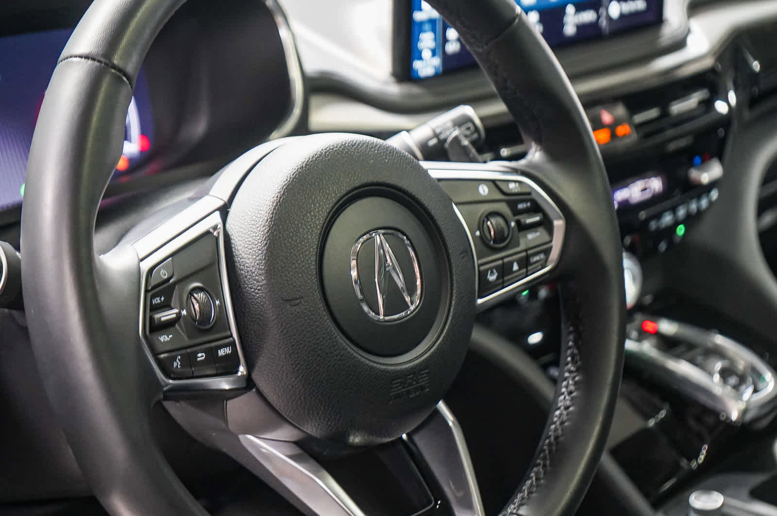 Used 2025 Acura MDX SH-AWD w/ Technology Package image 21