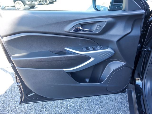 New 2026 Chevrolet Trax LS w/ LS Convenience Package FWD image 11
