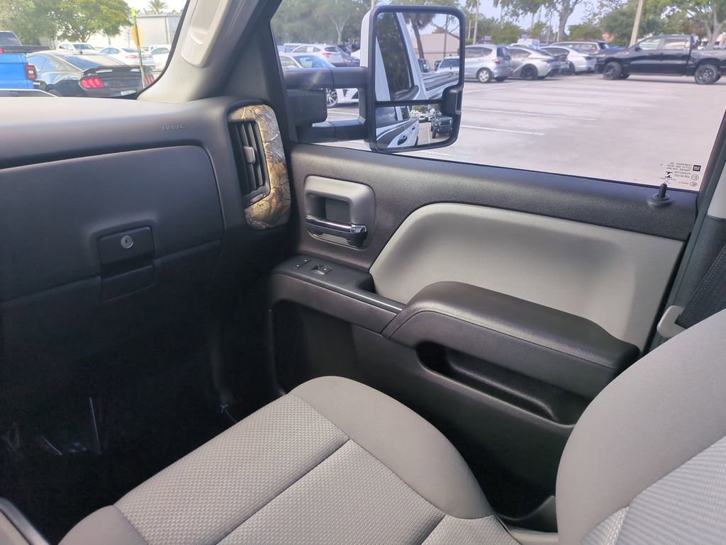 Used 2017 Chevrolet Silverado 1500 Custom w/ Rally 1 Edition RWD image 18