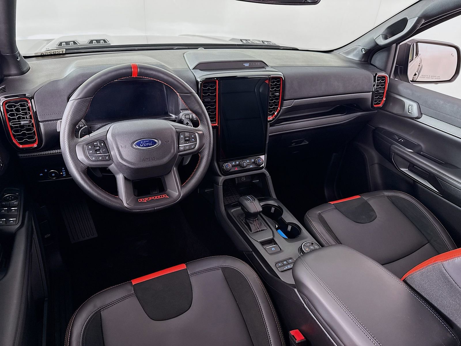 Used 2025 Ford Ranger Raptor image 18