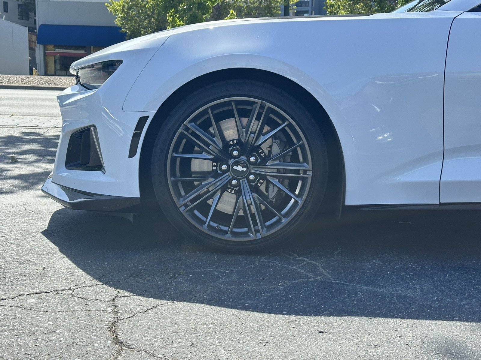 Used 2018 Chevrolet Camaro ZL1 RWD image 13