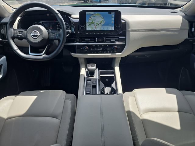 Certified 2025 Nissan Pathfinder SL w/ SL Premium Package FWD image 13