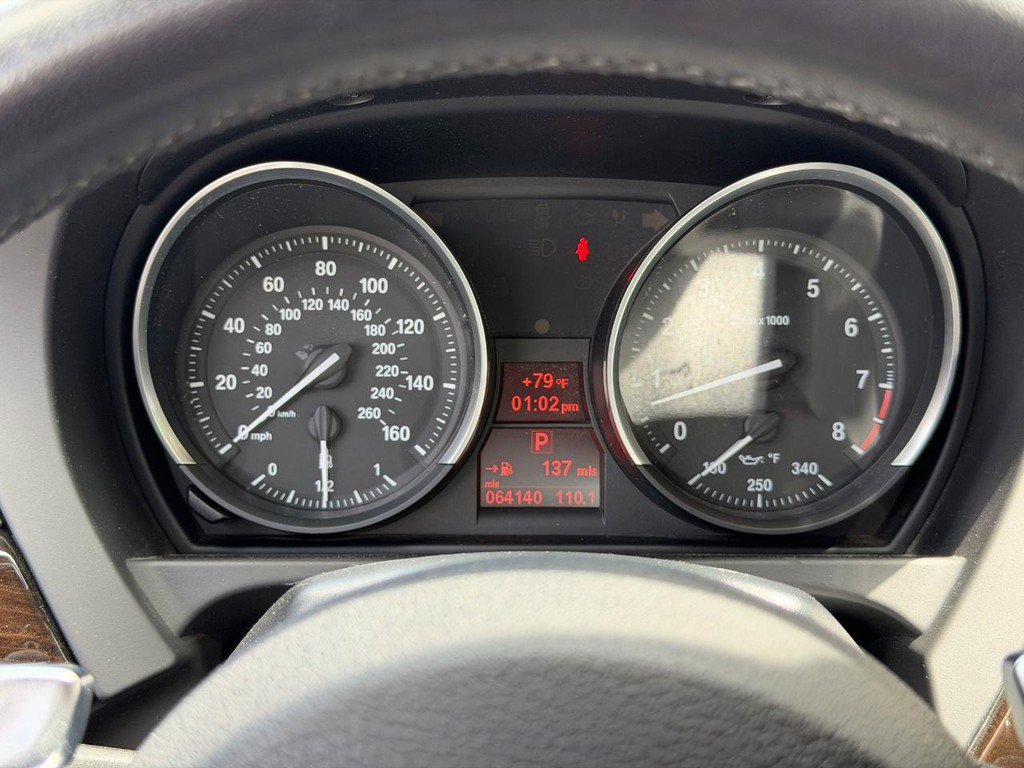 Used 2010 BMW Z4 sDrive35i RWD image 12