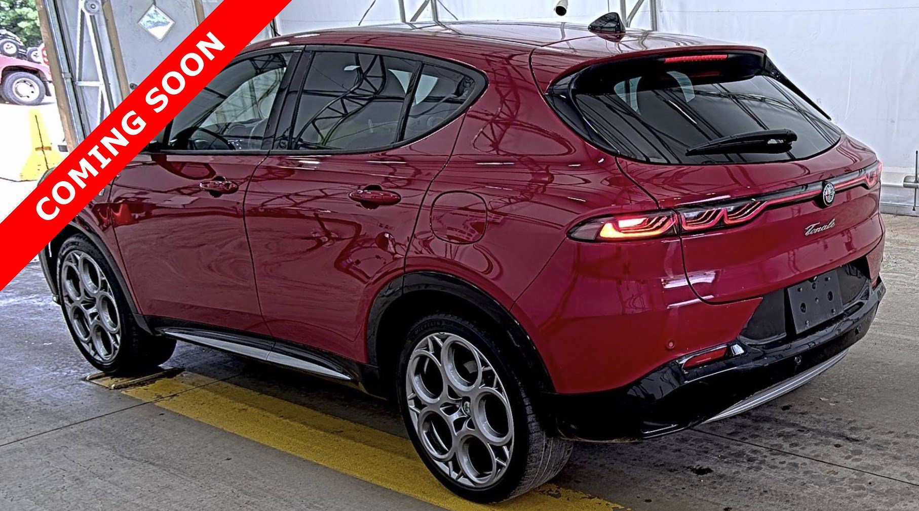 Used 2024 Alfa Romeo Tonale Ti w/ Premium Interior Package AWD/4WD image 4
