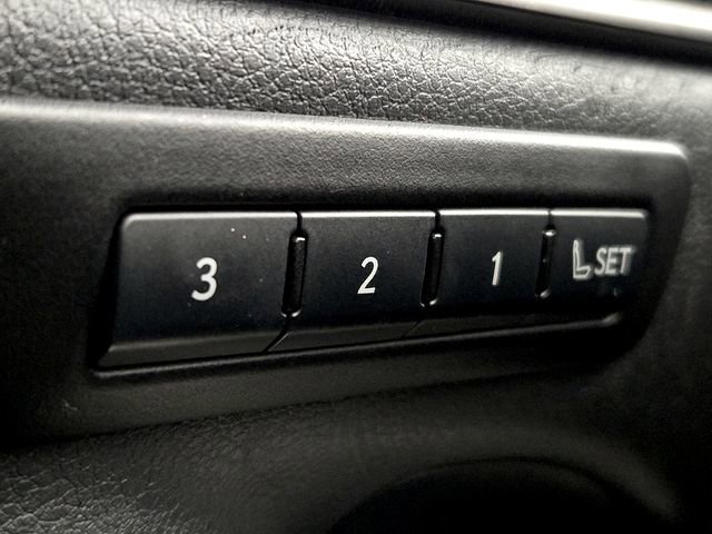 Used 2022 Lexus ES 300h w/ Premium Package image 27