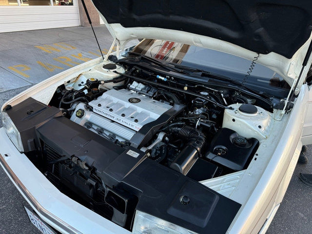 Used 1993 Cadillac Allante image 21