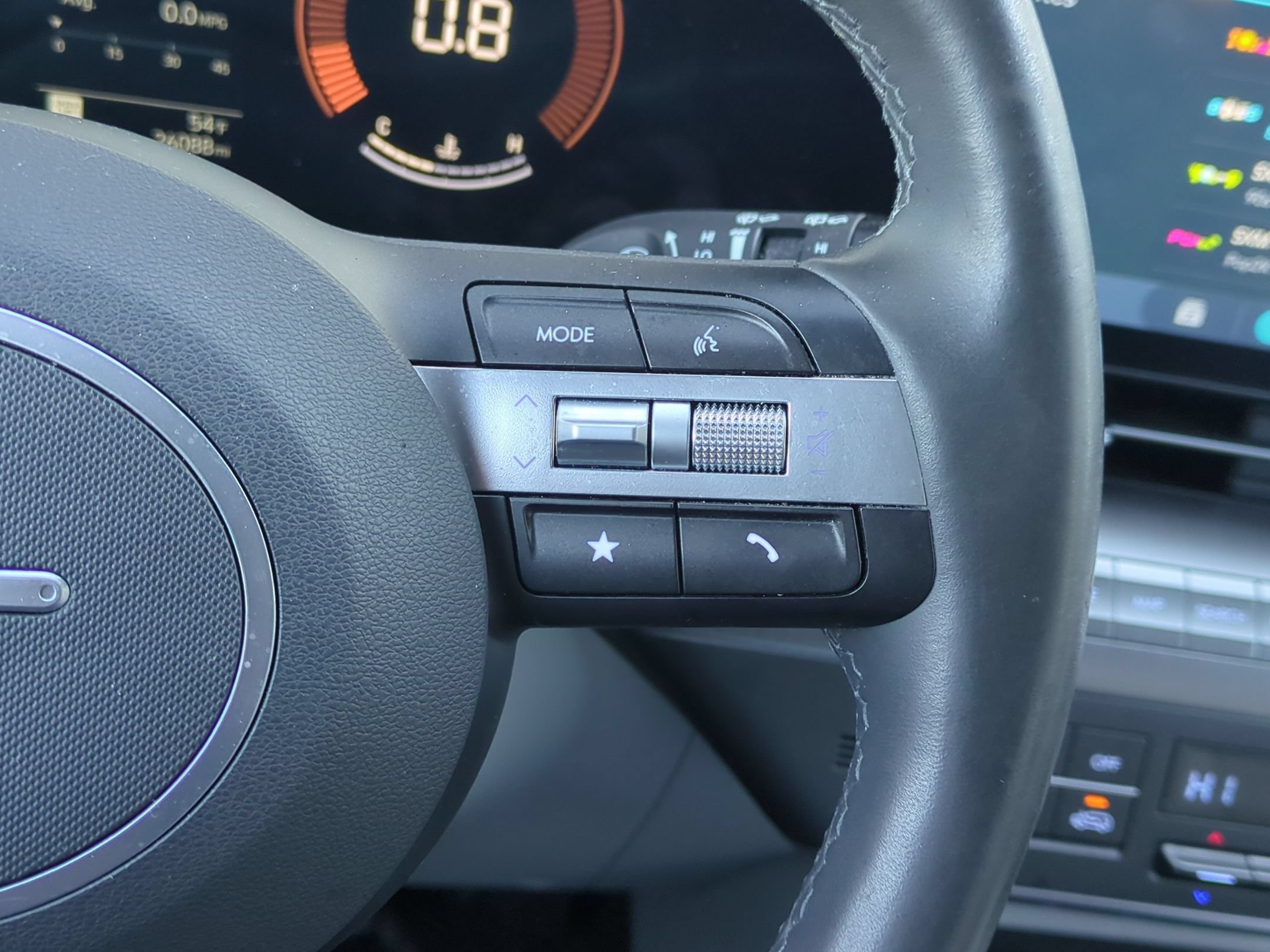 Certified 2024 Hyundai Kona SEL FWD image 23