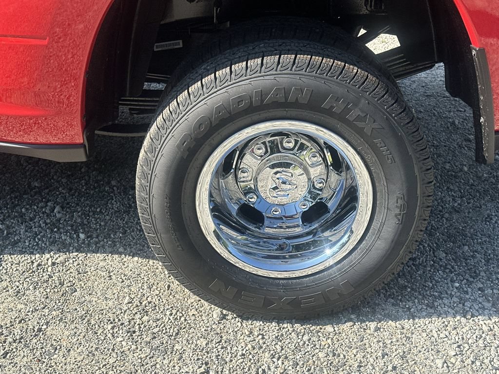 New 2026 RAM 3500 Tradesman AWD/4WD image 19