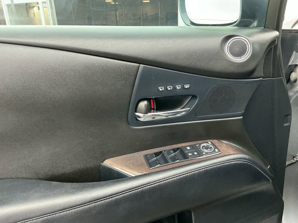 Used 2015 Lexus RX 350 FWD image 16