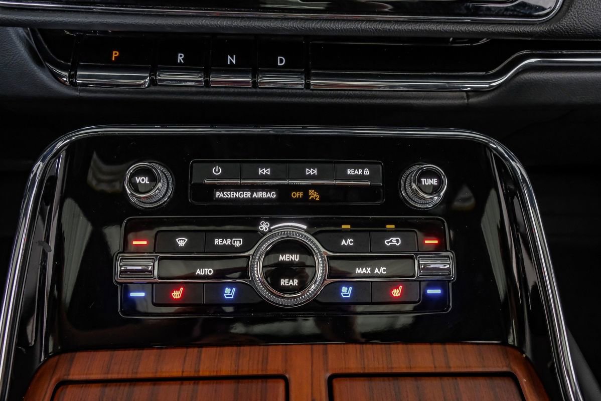 Used 2024 Lincoln Navigator Reserve AWD/4WD image 26