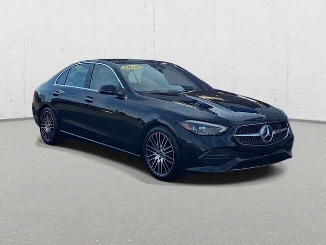 Used 2023 Mercedes-Benz C 300 4MATIC Sedan image 3