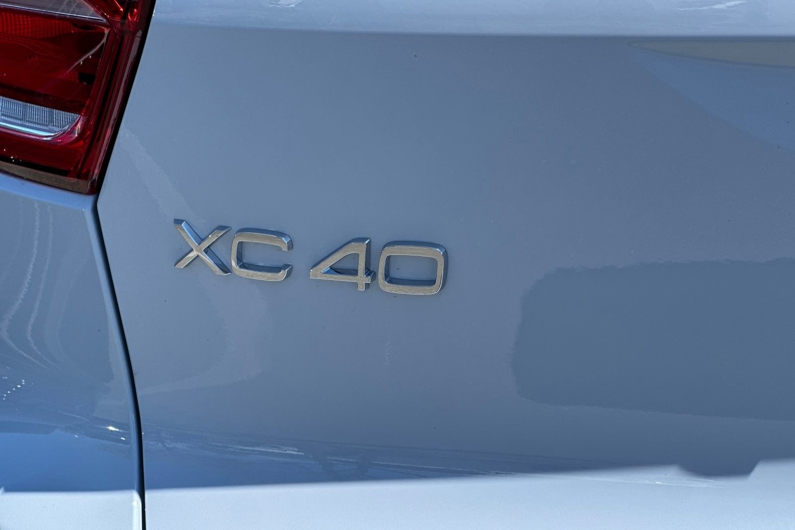 New 2026 Volvo XC40 B5 Plus w/ Protection Package Premier image 12