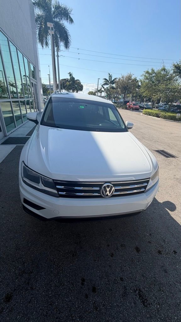 Used 2019 Volkswagen Tiguan S image 4