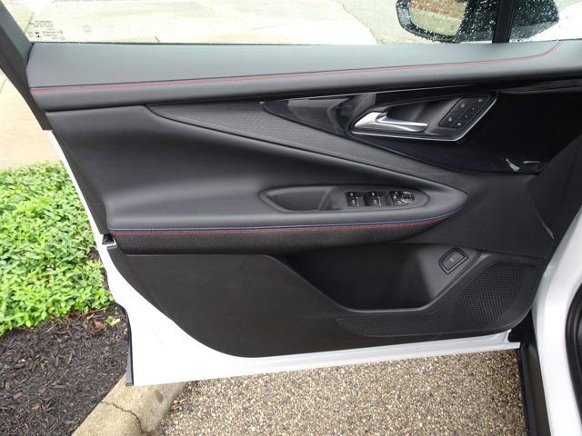 Certified 2025 Chevrolet Blazer EV RS image 9