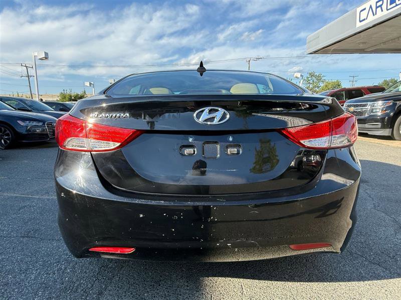 Used 2013 Hyundai Elantra GLS image 7