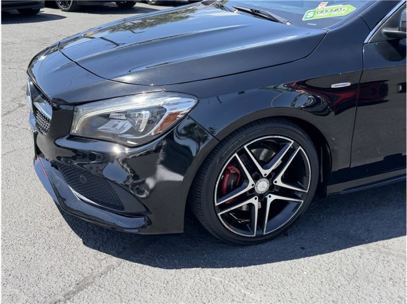 Used 2017 Mercedes-Benz CLA 250 4MATIC image 10