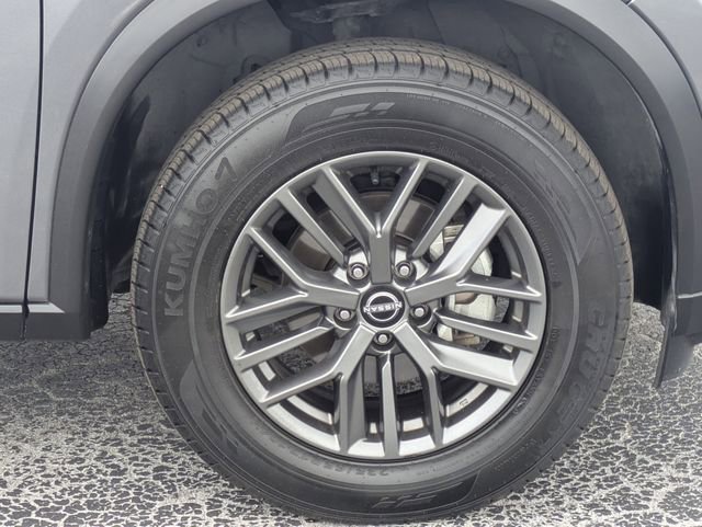 Used 2024 Nissan Rogue S image 12