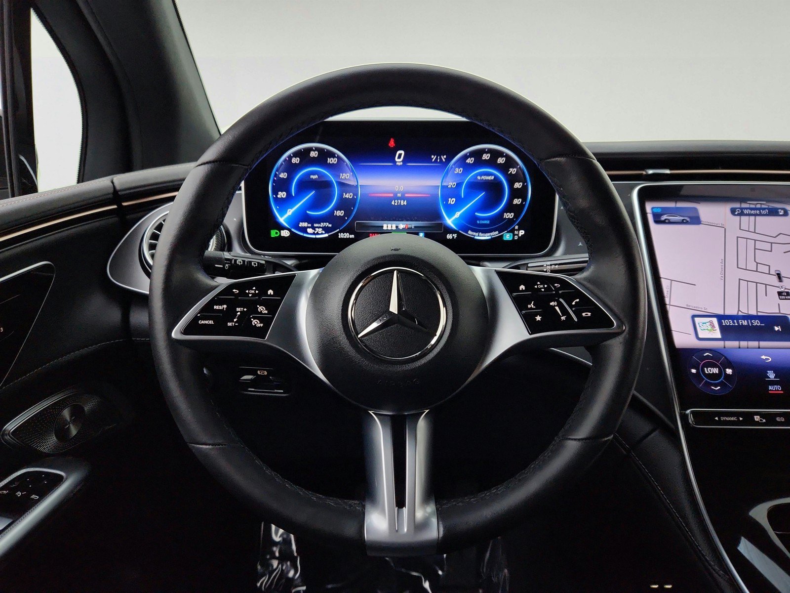 Used 2023 Mercedes-Benz EQE 500 4MATIC SUV image 22