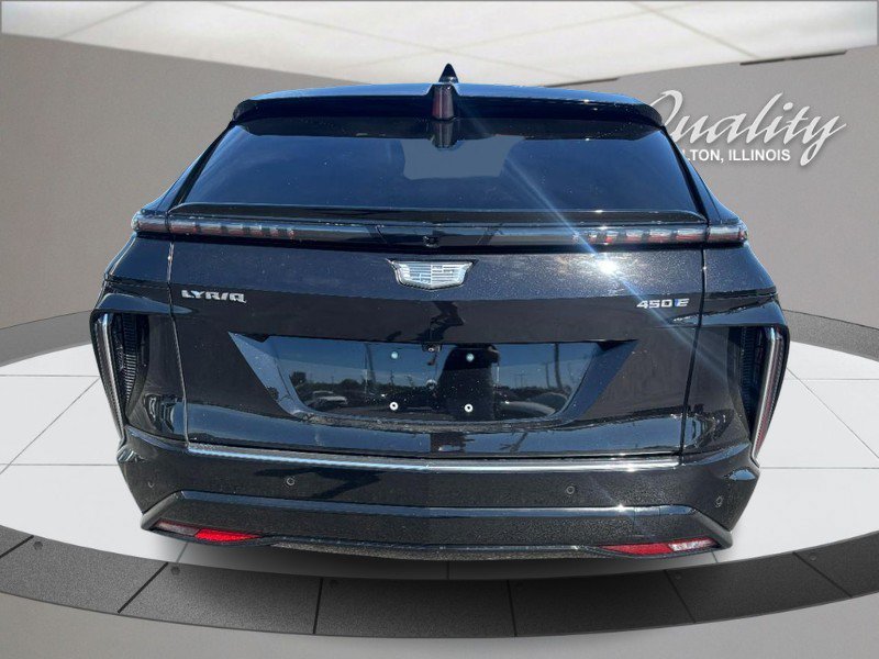 Used 2023 Cadillac Lyriq 2WD image 4