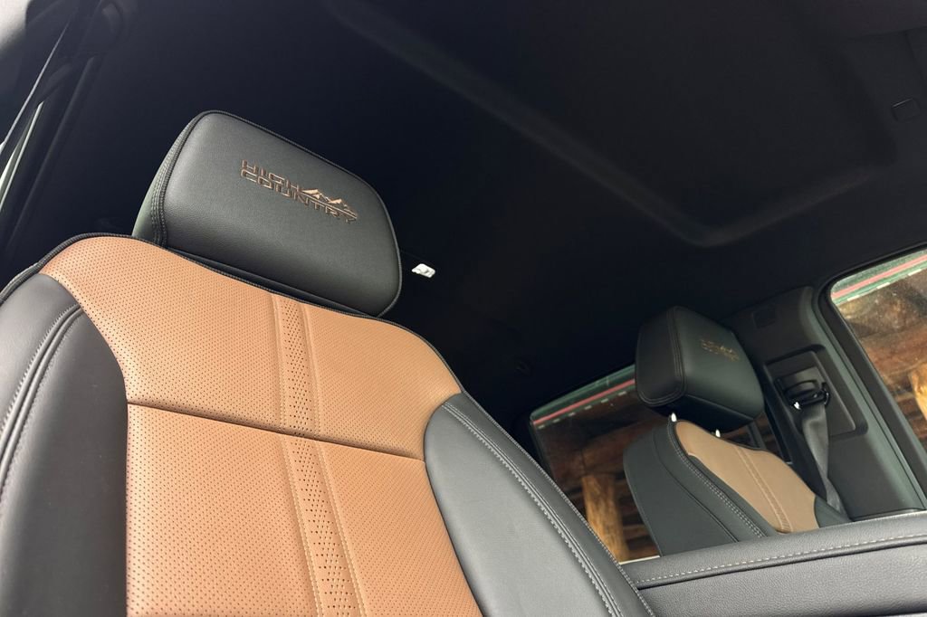 Certified 2024 Chevrolet Silverado 3500 High Country image 18