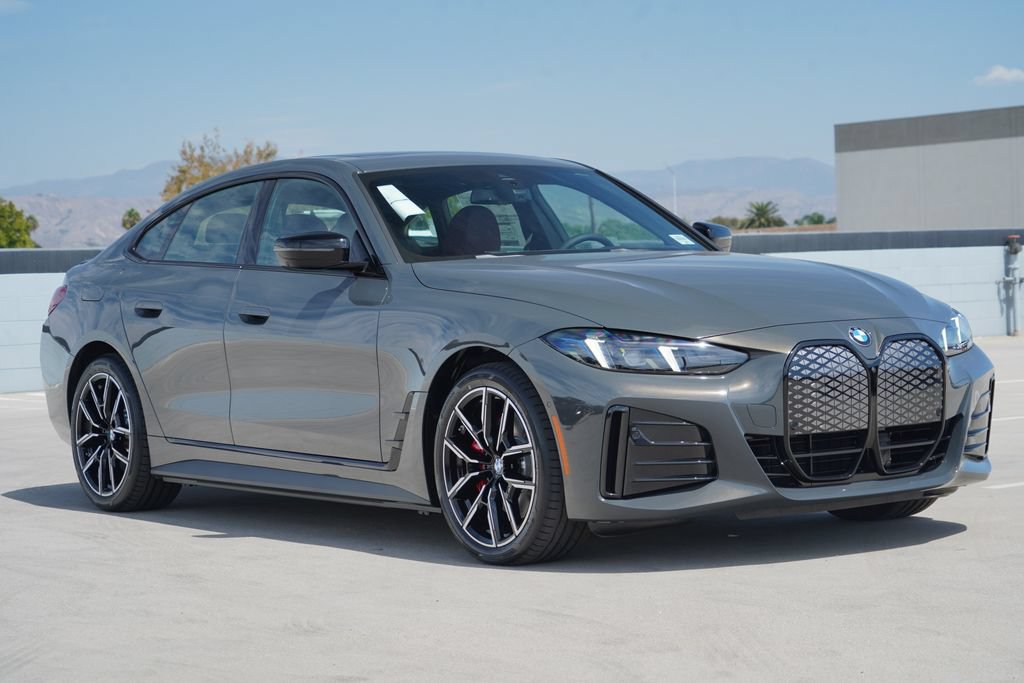 New 2026 BMW i4 eDrive40 w/ M Sport Package RWD image 3