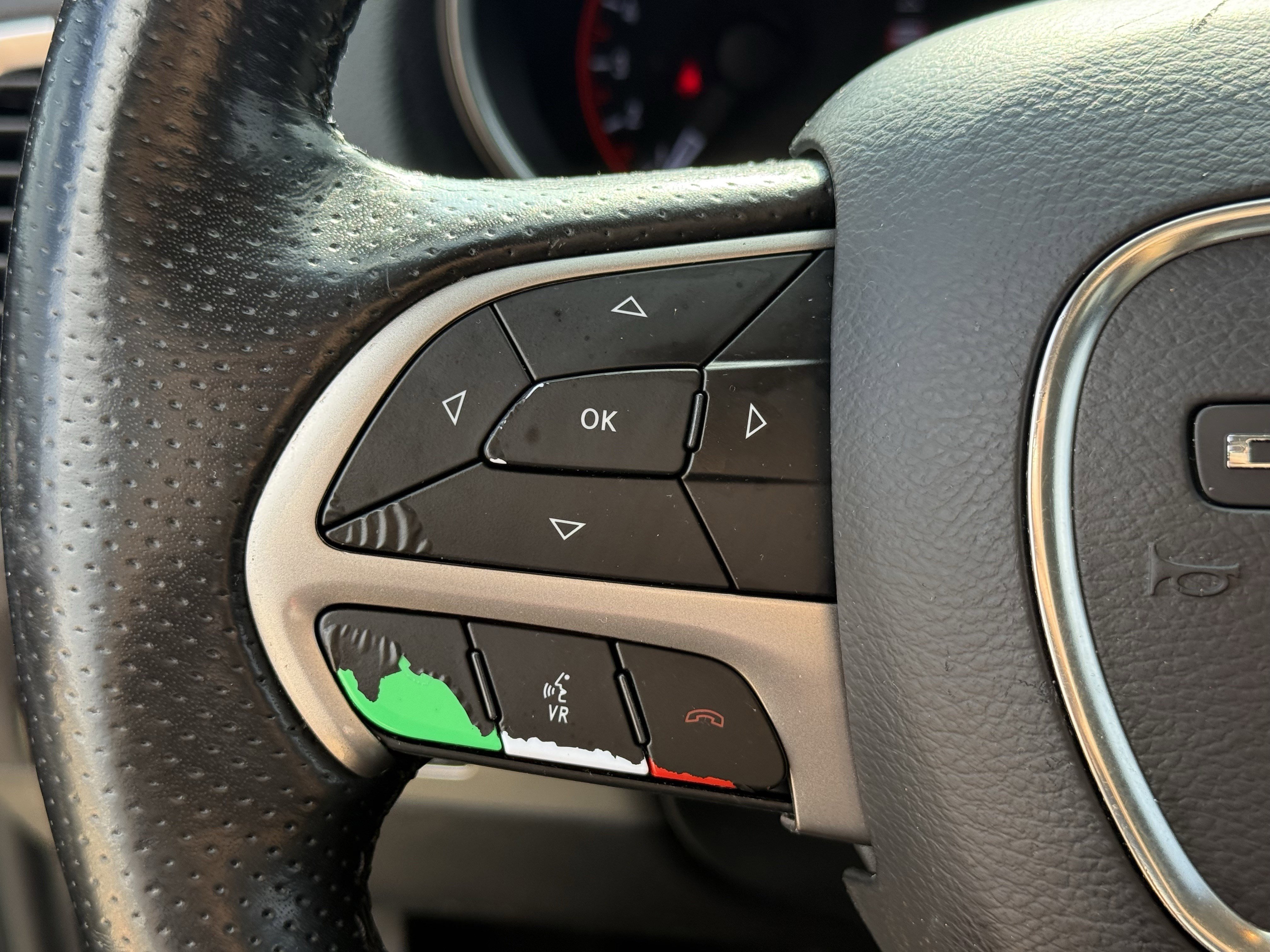 Used 2020 Dodge Durango SXT w/ 3rd Row Seating Group image 15