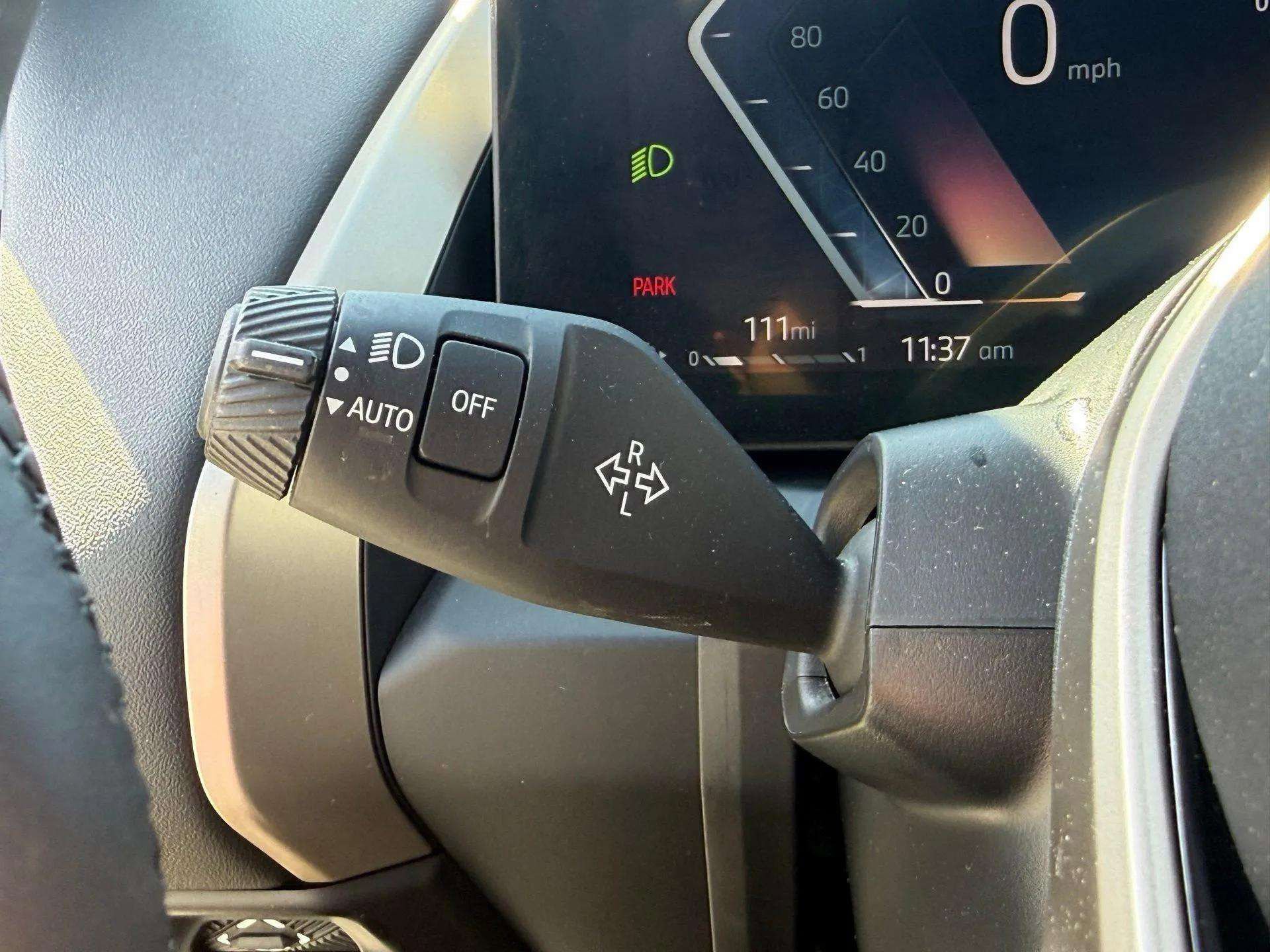 Used 2025 BMW X3 xDrive30i w/ Convenience Package image 47