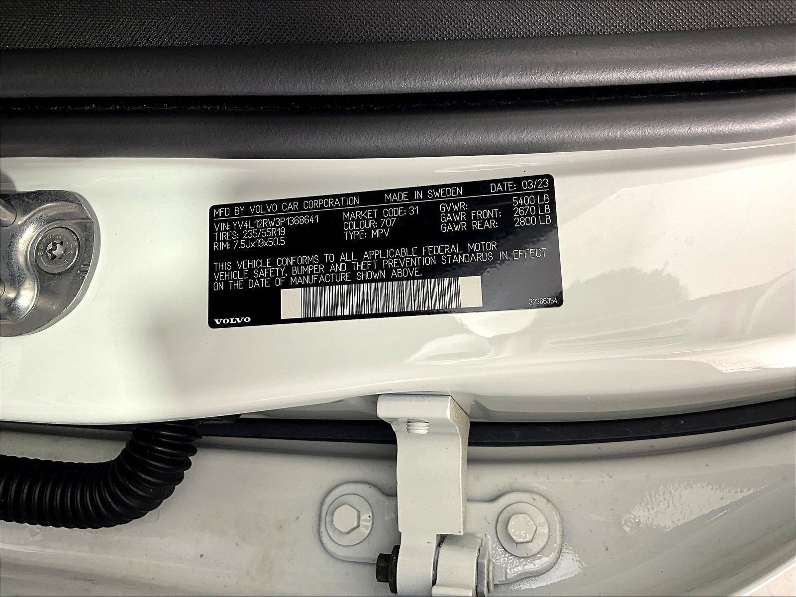 Used 2023 Volvo XC60 B5 Plus AWD/4WD image 19