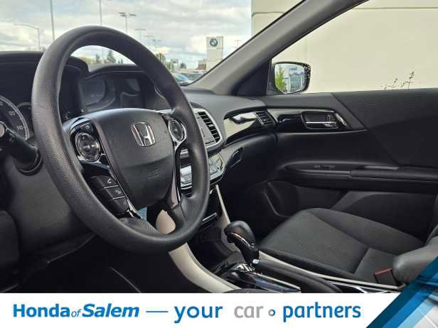 Used 2016 Honda Accord LX image 2