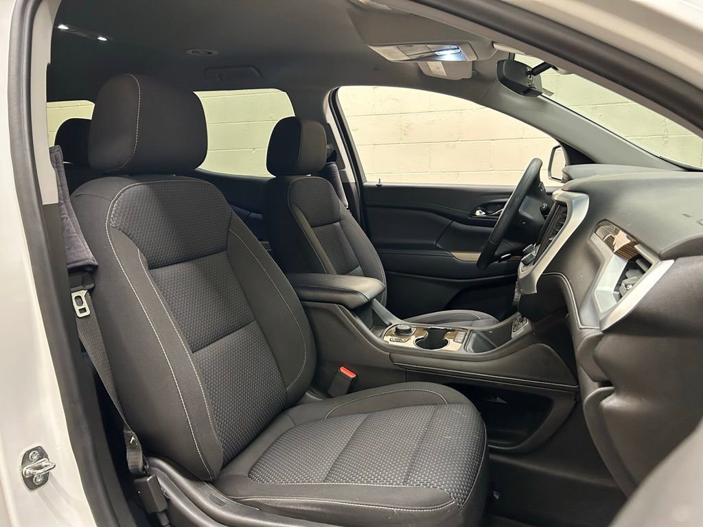 Used 2022 GMC Acadia SLE w/ Driver Convenience Package FWD image 12