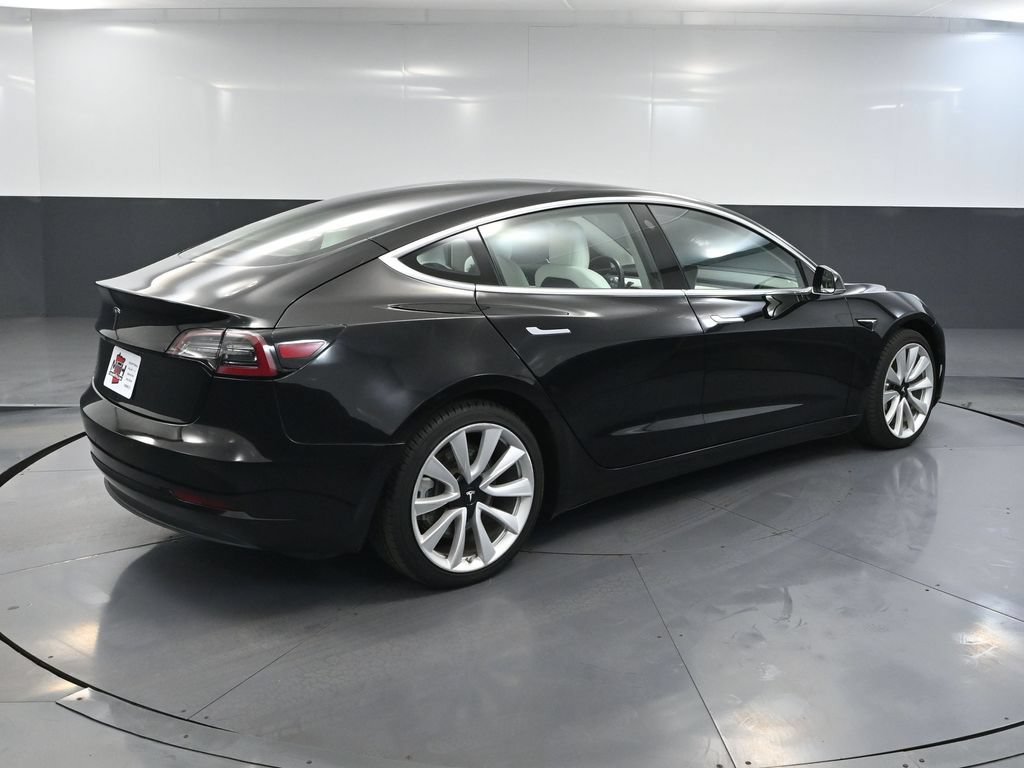 Used 2018 Tesla Model 3 Long Range AWD/4WD image 4