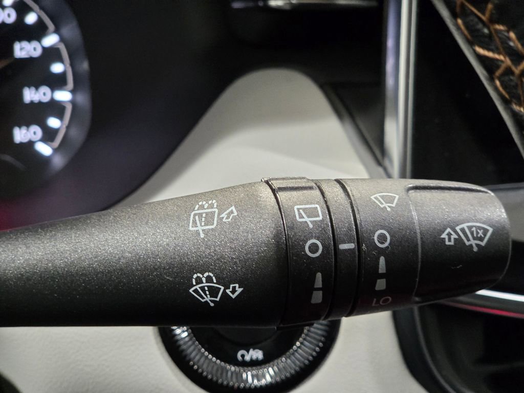 Used 2022 Jeep Compass Limited image 23