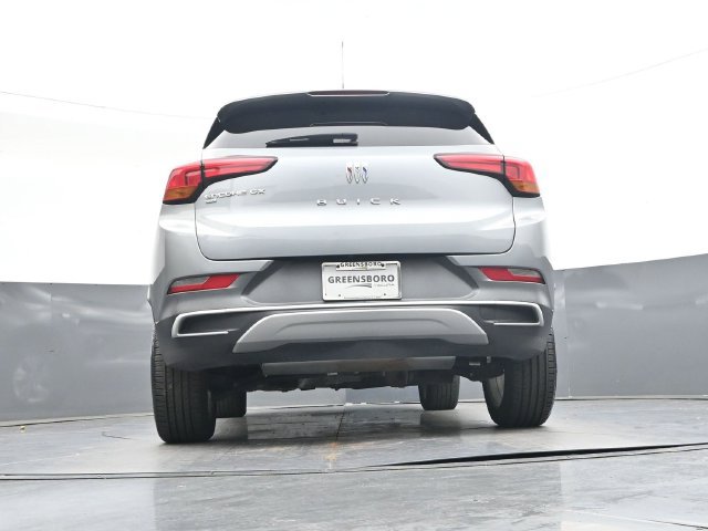 Used 2025 Buick Encore GX Preferred AWD/4WD image 25