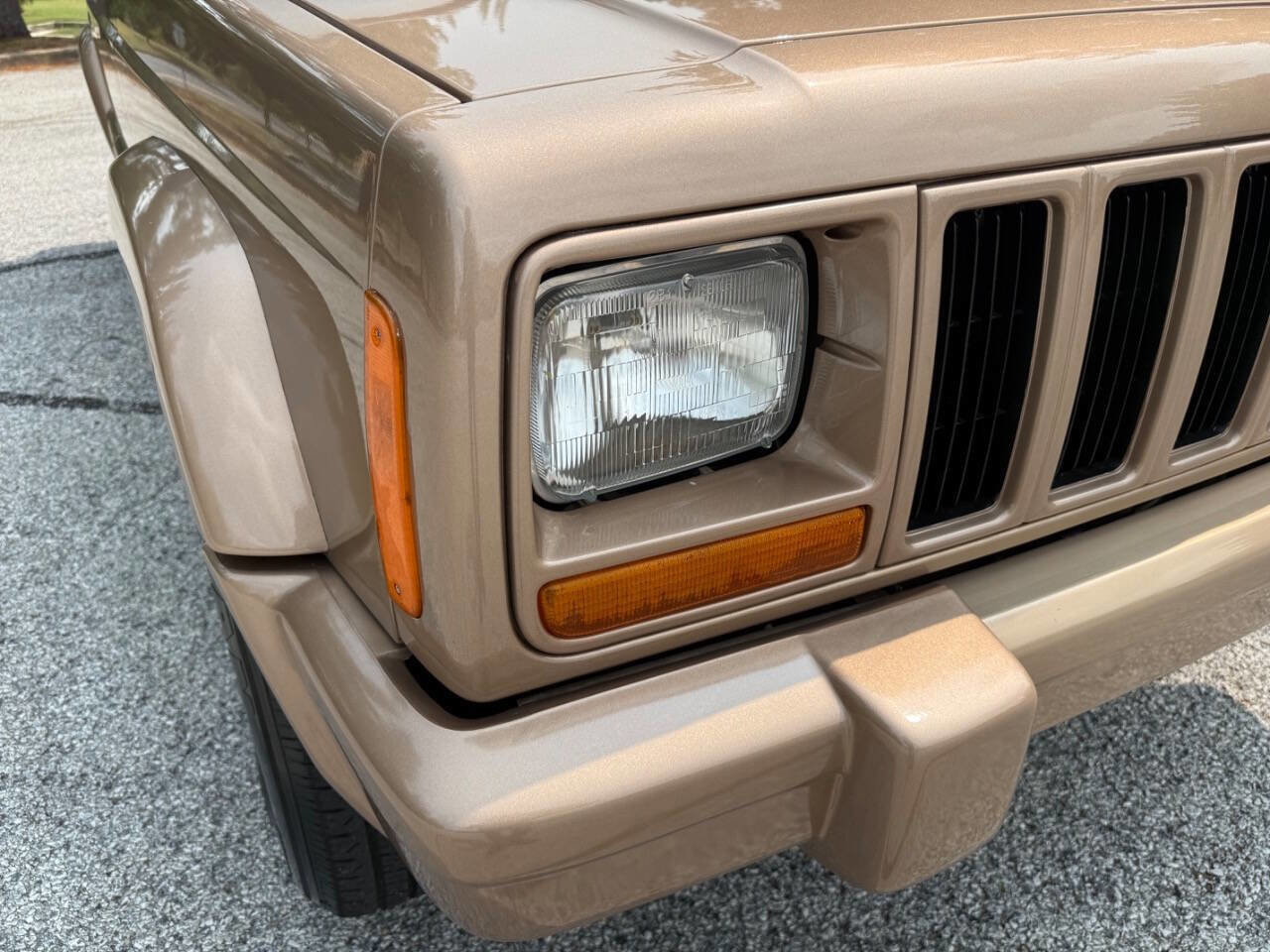Used 1999 Jeep Cherokee Classic image 26