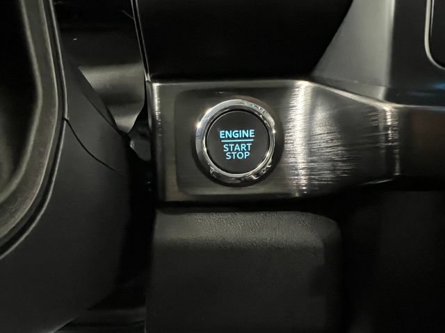 Used 2024 Ford F350 Lariat w/ Black Appearance Package AWD/4WD image 35