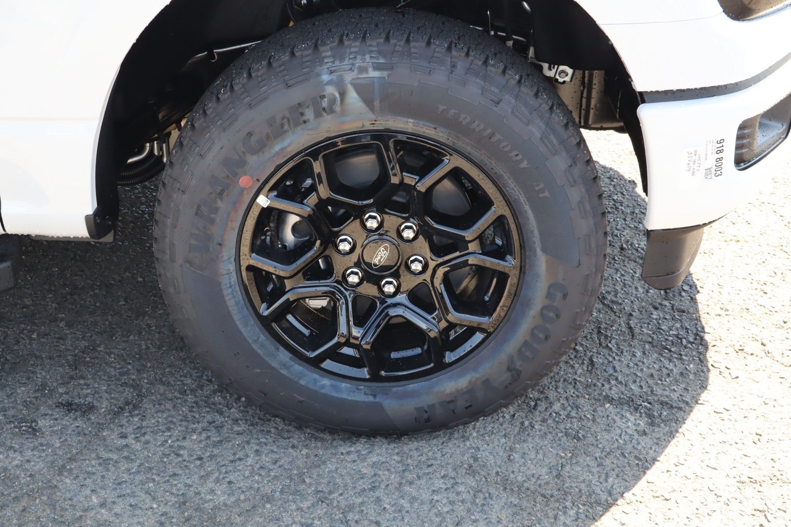 New 2026 Ford F150 XLT w/ FX4 Off-Road Package AWD/4WD image 10
