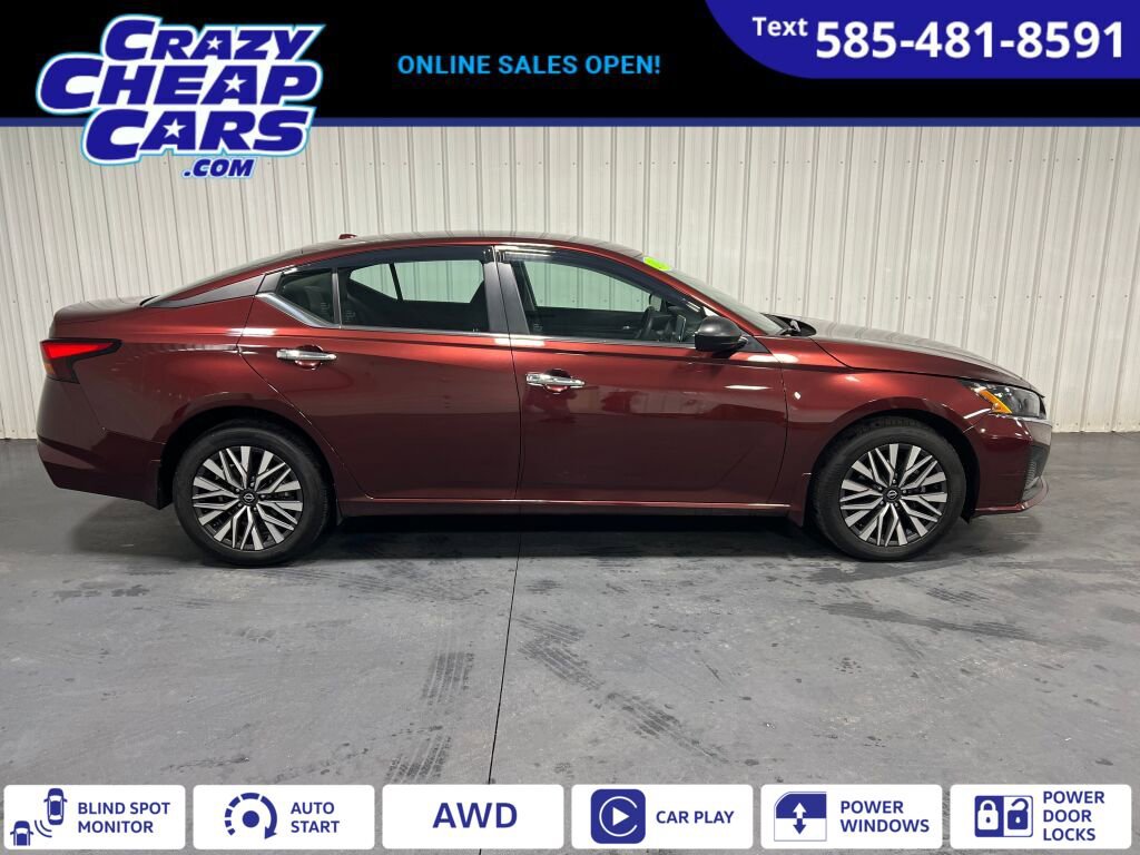 Used 2024 Nissan Altima 2.5 SV