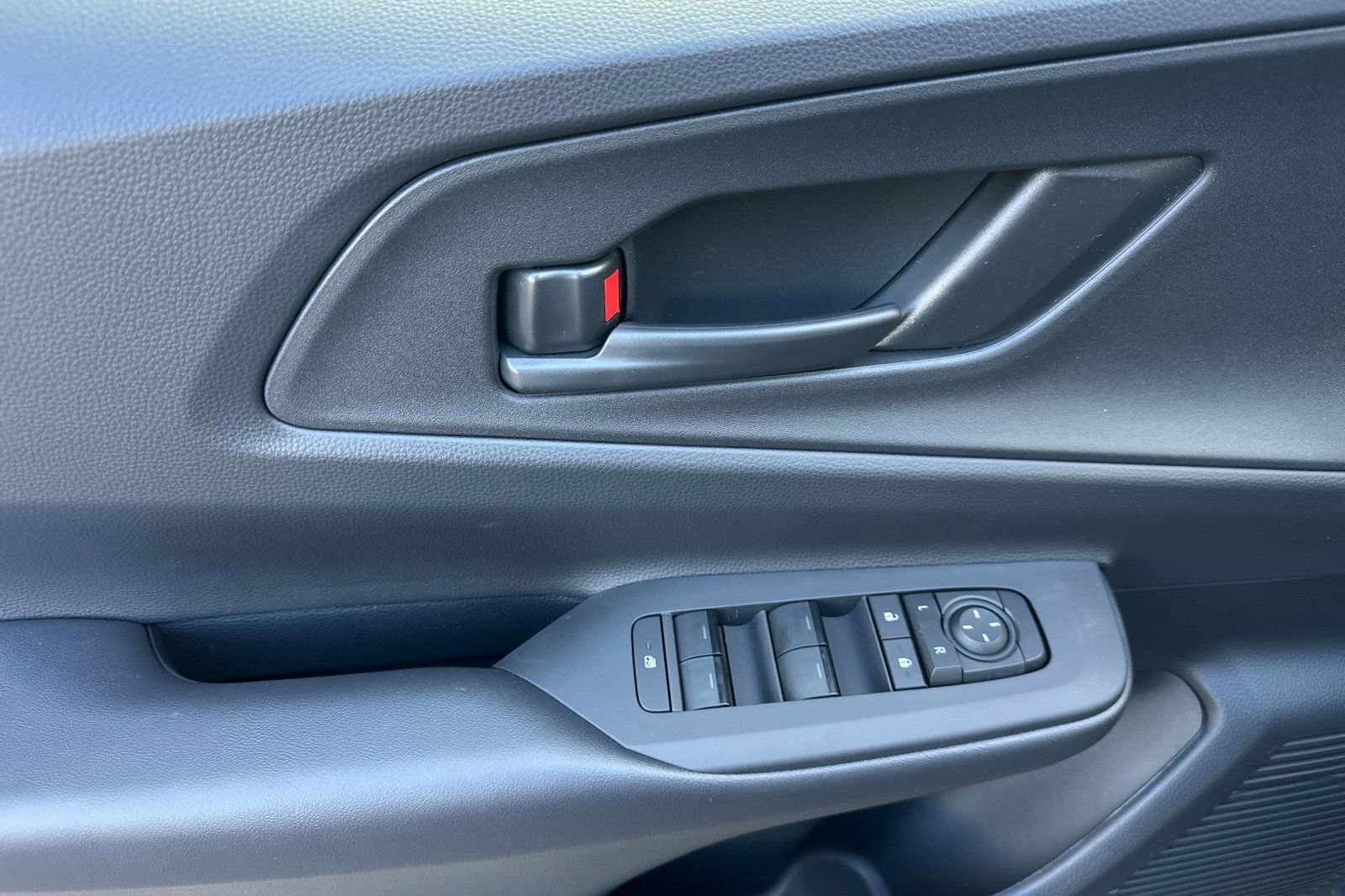 Used 2026 Toyota Prius Plug-In Hybrid image 11