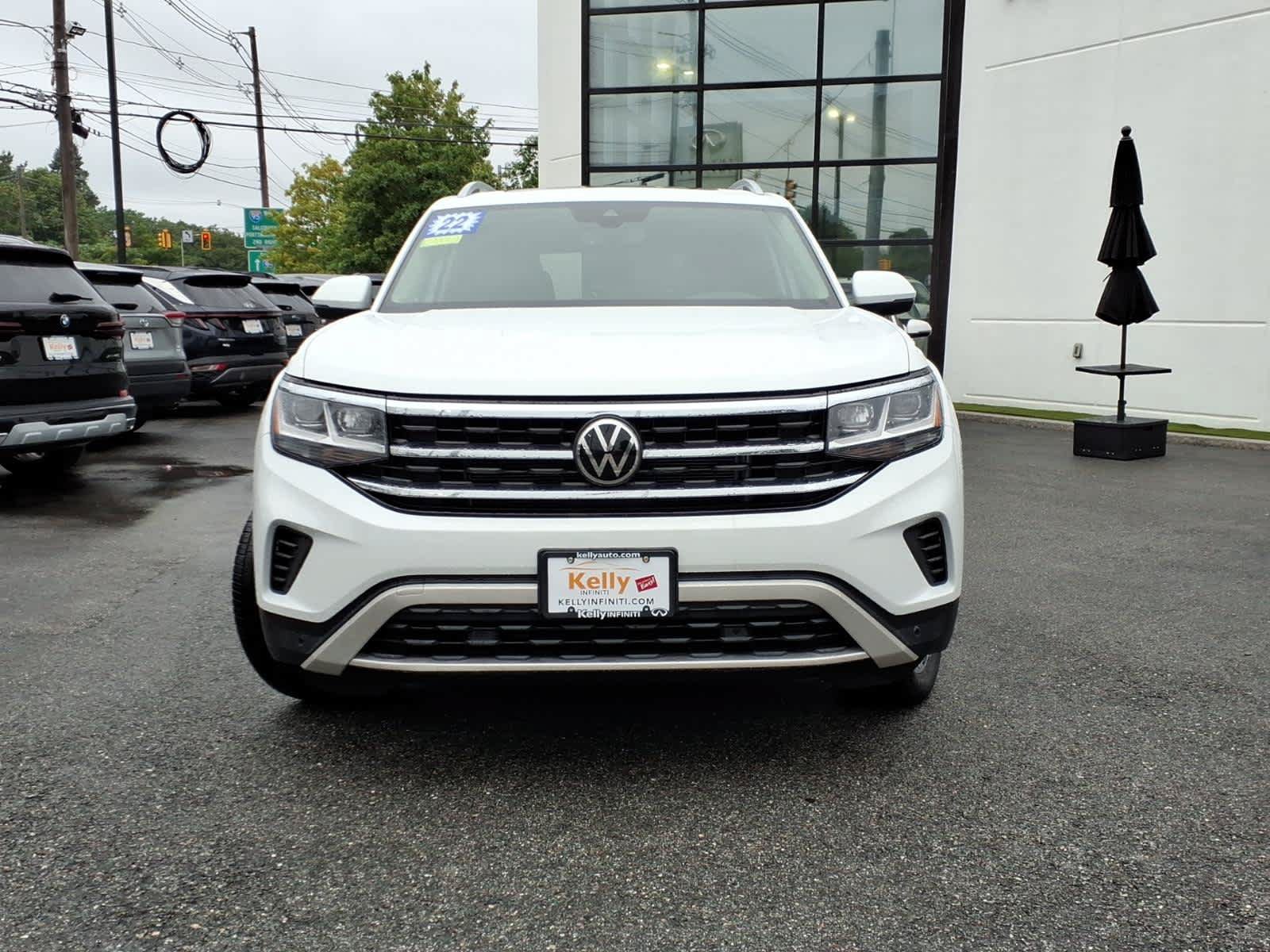 Used 2022 Volkswagen Atlas SEL AWD/4WD image 2