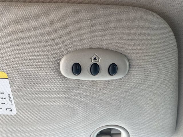 Used 2014 Chrysler Town & Country Touring-L w/ Driver Convenience Group FWD image 30