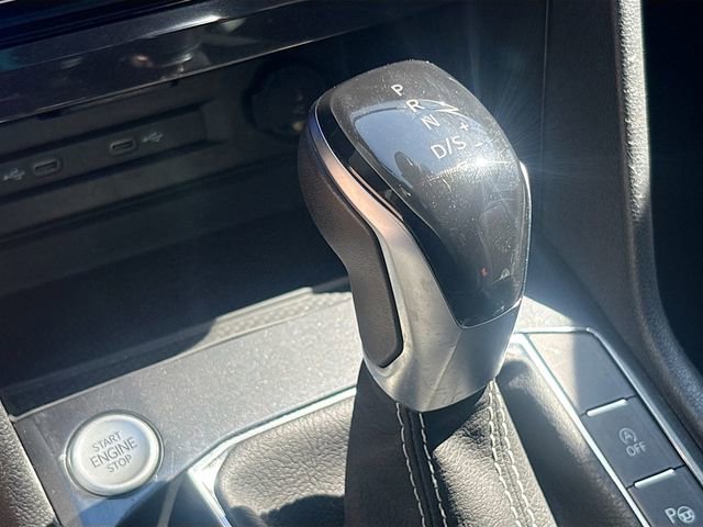 Used 2024 Volkswagen Tiguan SEL R-Line image 29