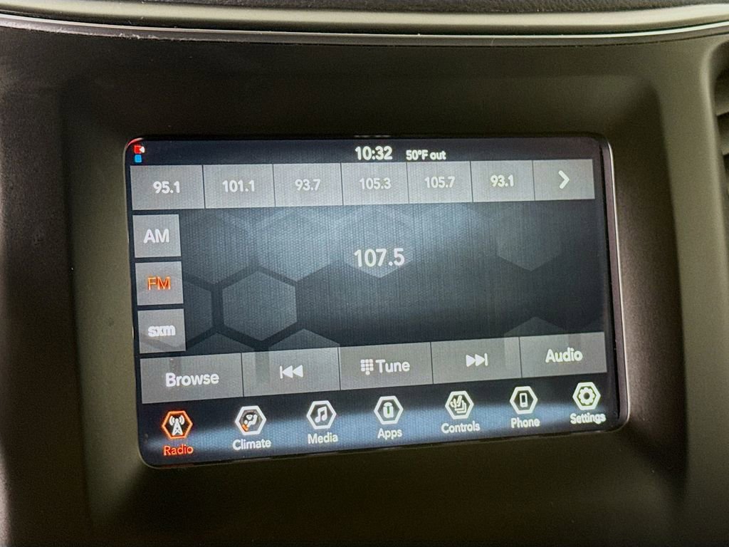 Used 2021 Jeep Cherokee Latitude Lux image 7