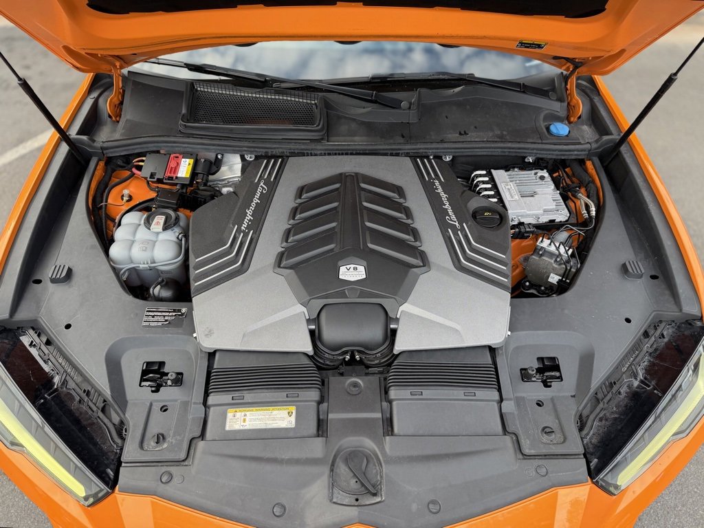 Used 2021 Lamborghini Urus image 6