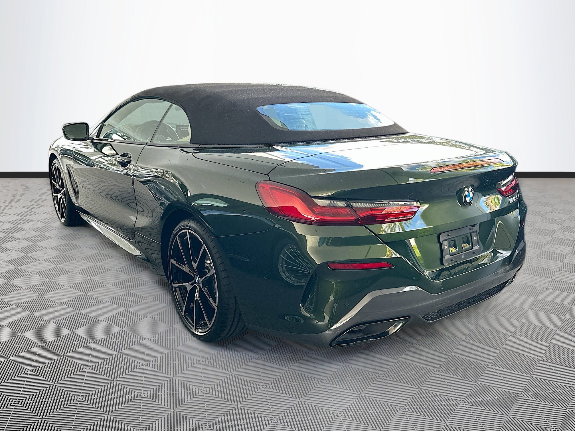 New 2026 BMW 840i Convertible image 4