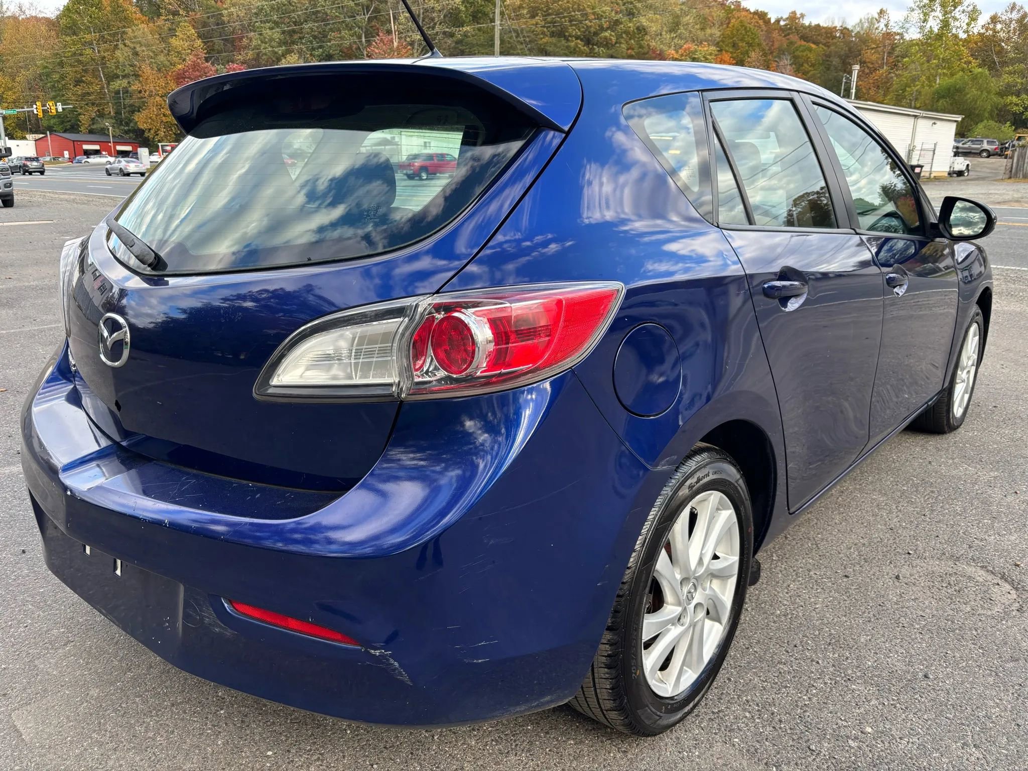 Used 2012 MAZDA MAZDA3 i Touring image 9