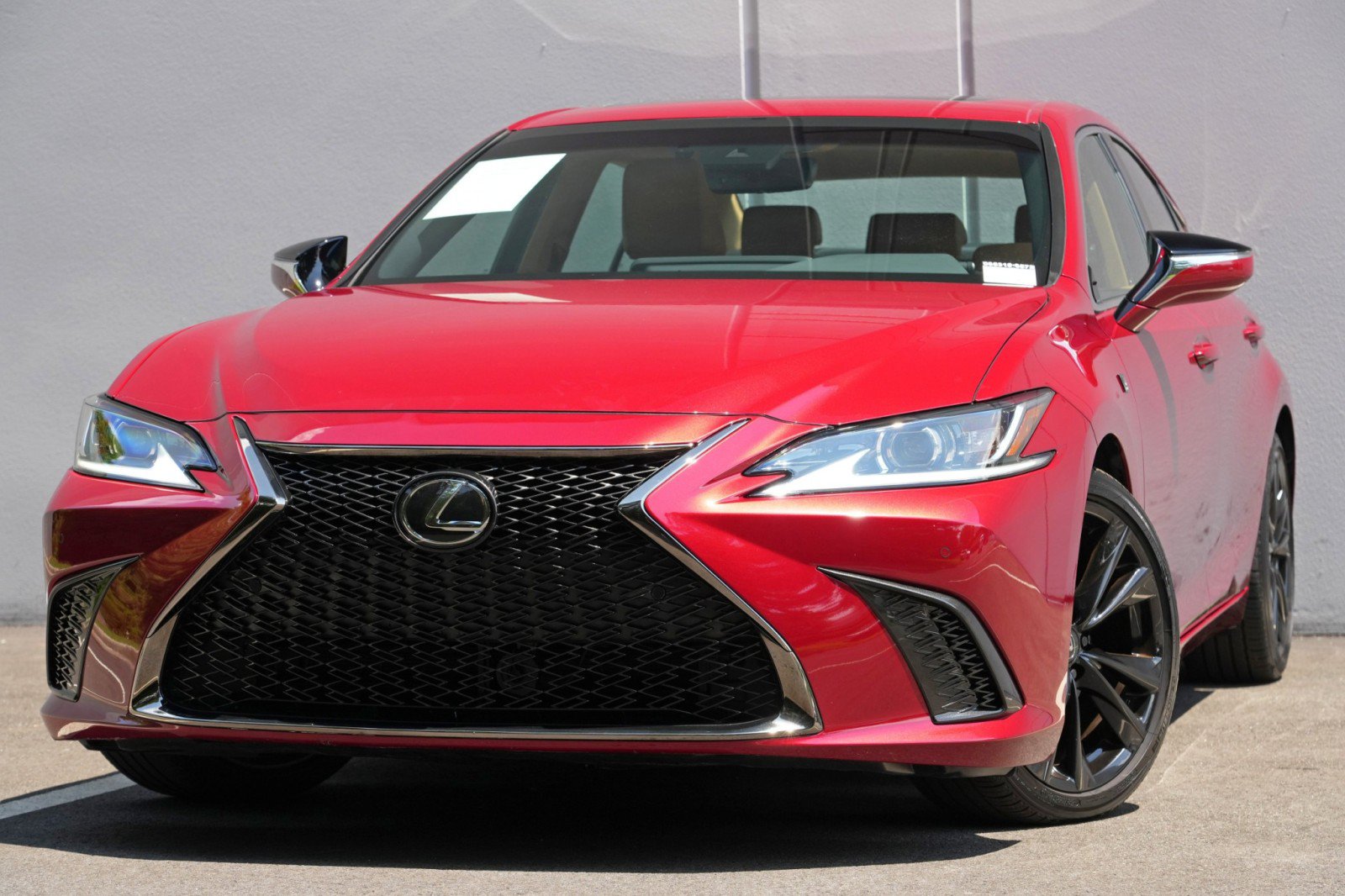 Used 2025 Lexus ES 300h F Sport FWD image 3