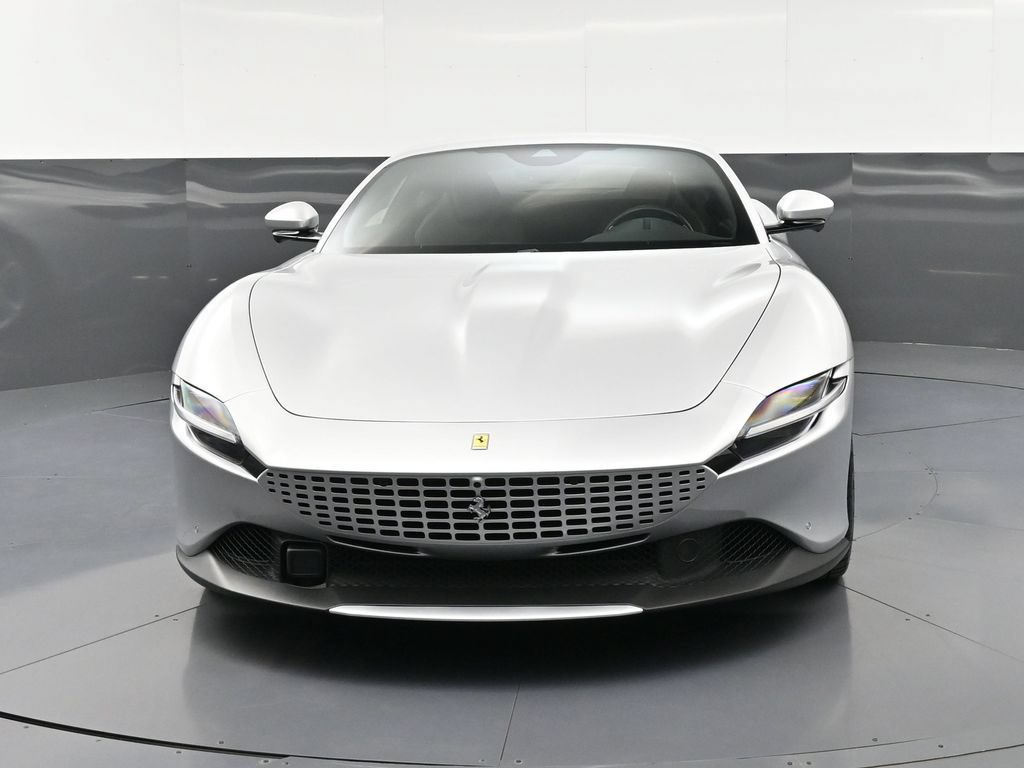 Used 2024 Ferrari Roma RWD image 11