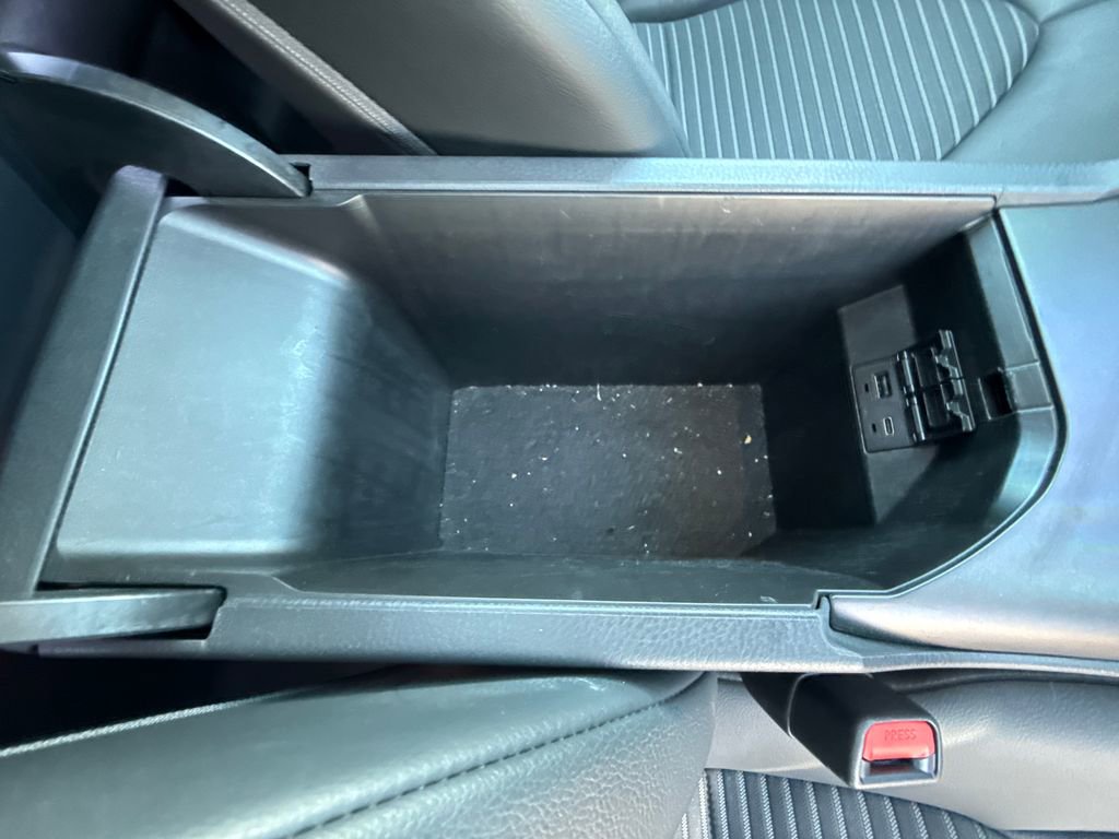 Used 2024 Toyota Camry SE w/ Audio Upgrade Package image 14