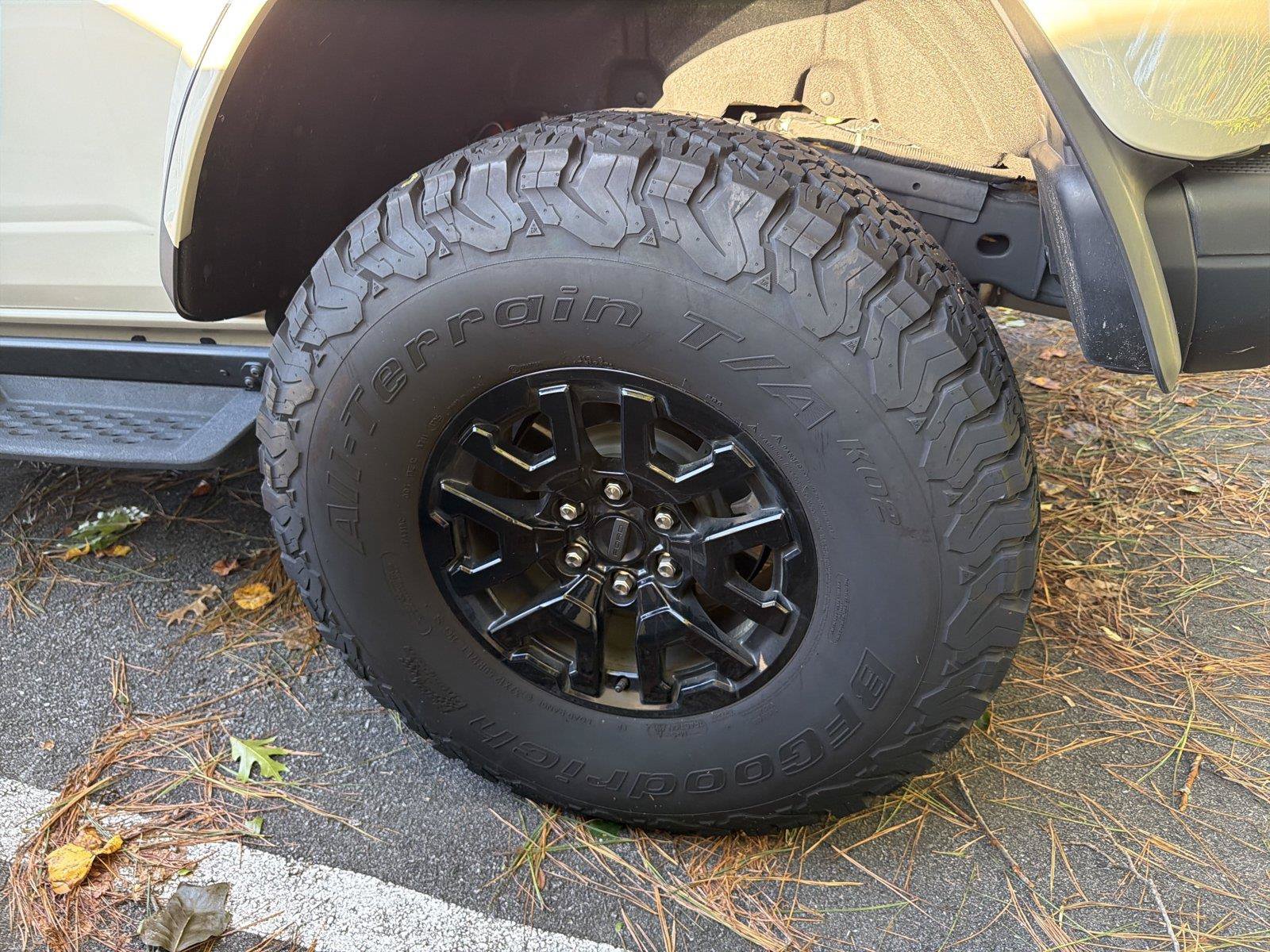 Used 2025 Ford Bronco Raptor AWD/4WD image 7